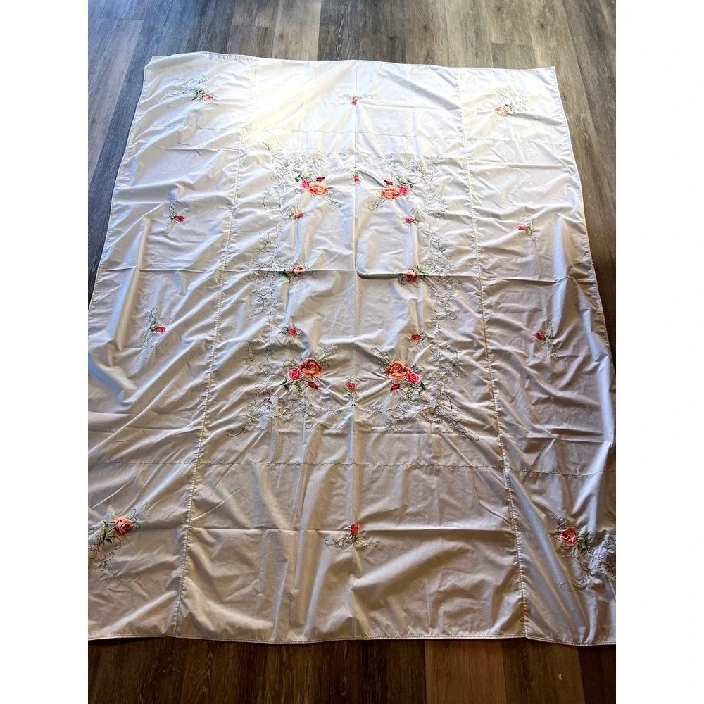 Vintage Floral Embroidered Bedspread Covering Topper Pink Orange Roses Cutwork
